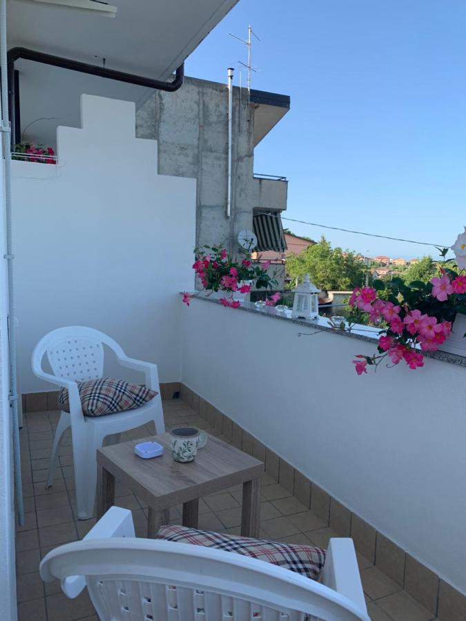 B&B Via Del Sole Vena Exteriör bild